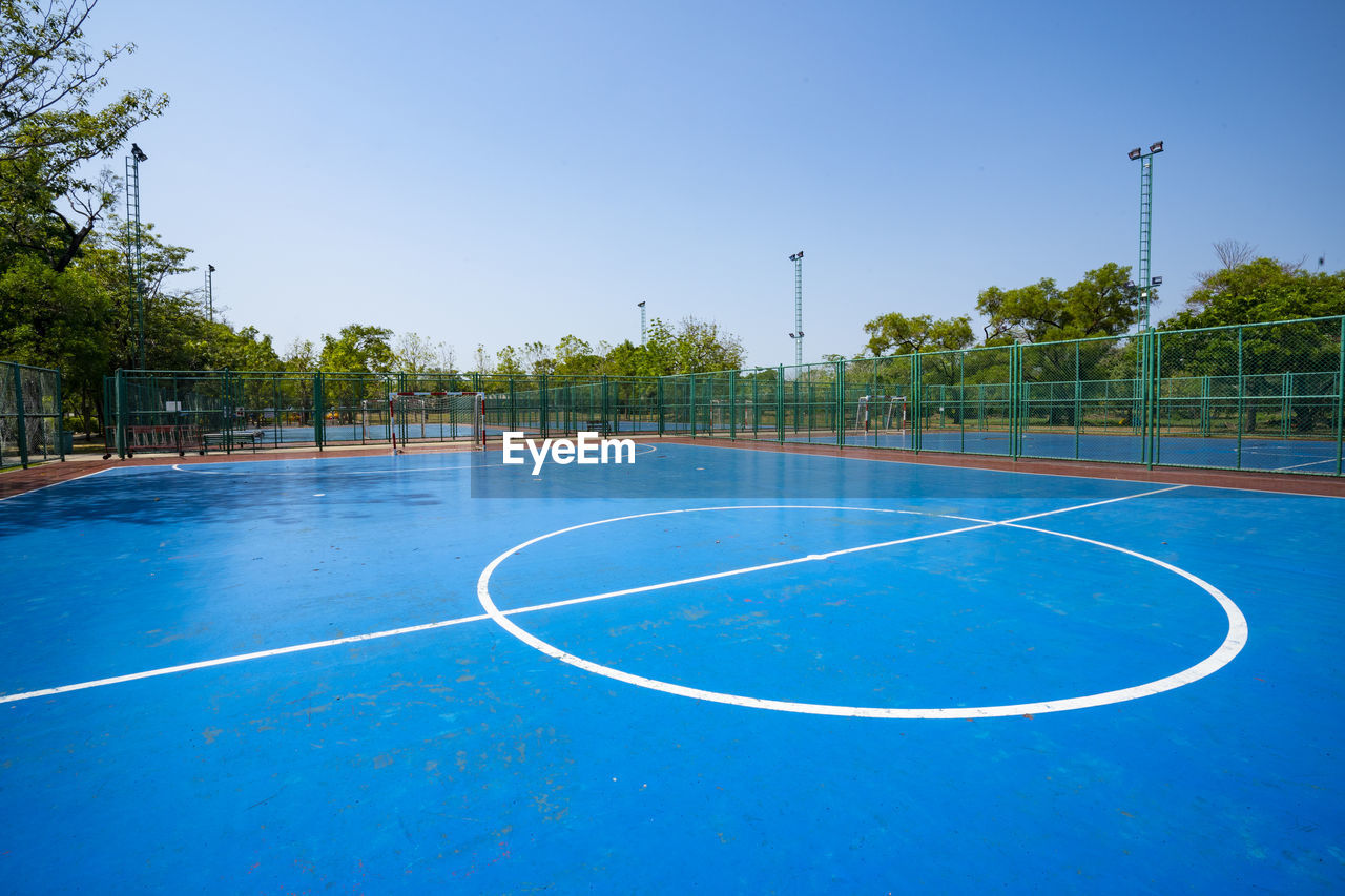 SCENIC VIEW OF BASKETBALL COURT