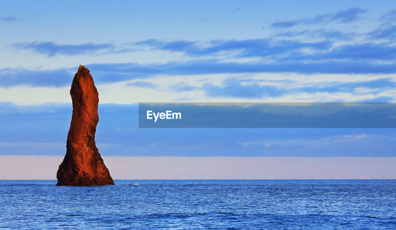 VIEW OF SEA AGAINST SKY