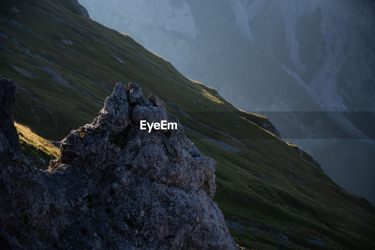 SCENIC VIEW OF MOUNTAIN AGAINST SKY