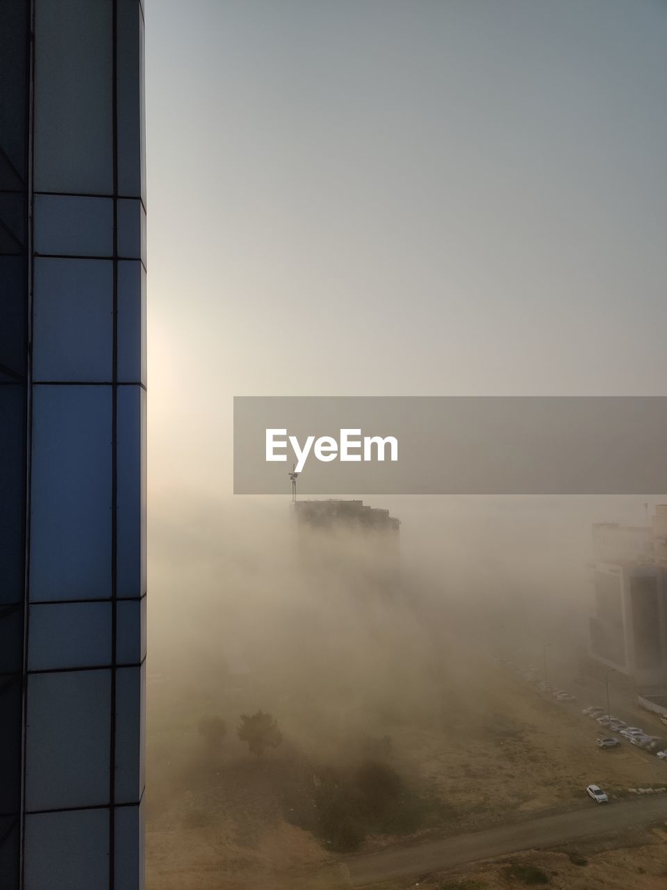 BUILDINGS AGAINST SKY IN CITY