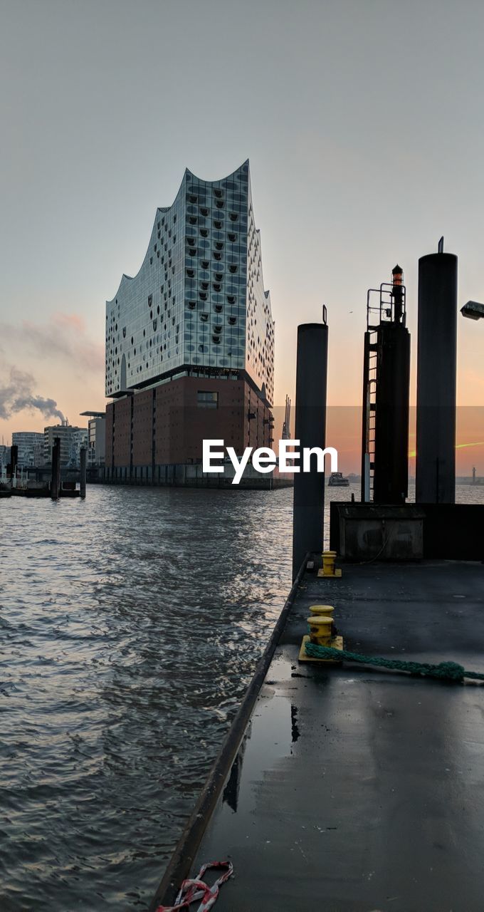 Elbphilharmonie sunrise