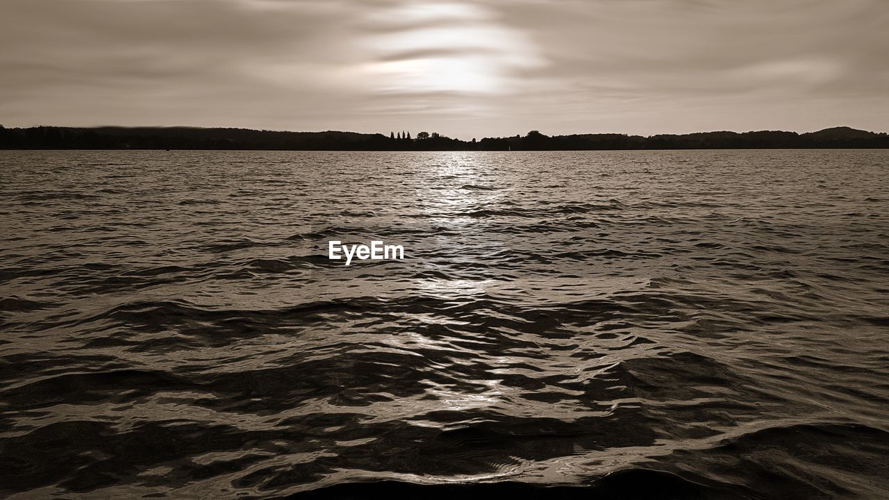 VIEW OF SEA AGAINST SKY DURING SUNSET