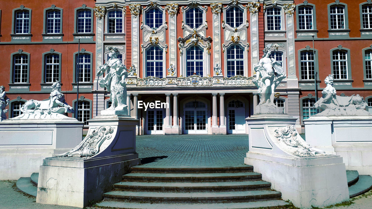 Electoral palace kurfürstliches palais trier, entrance portal