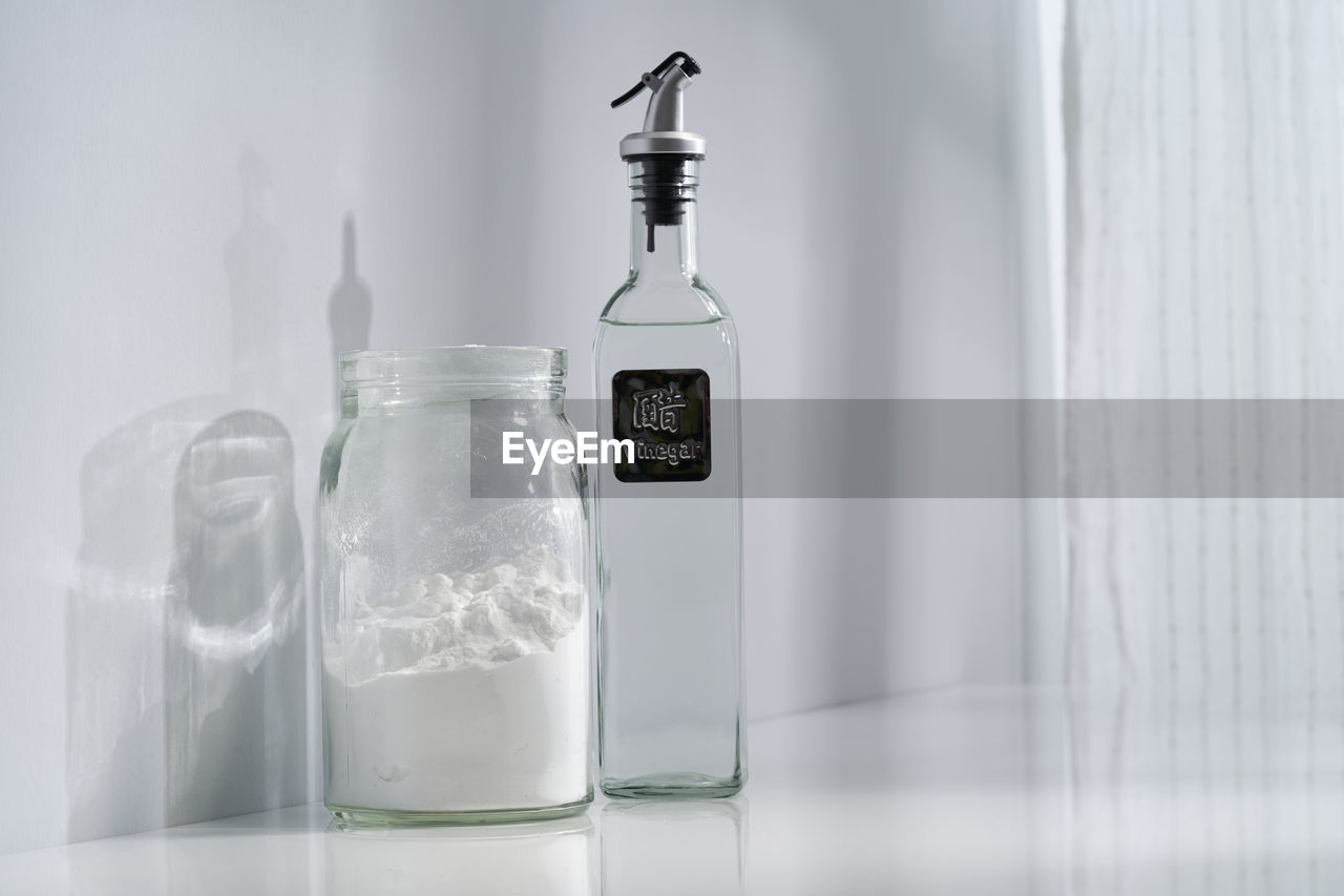 Jar of baking soda and white vinegar