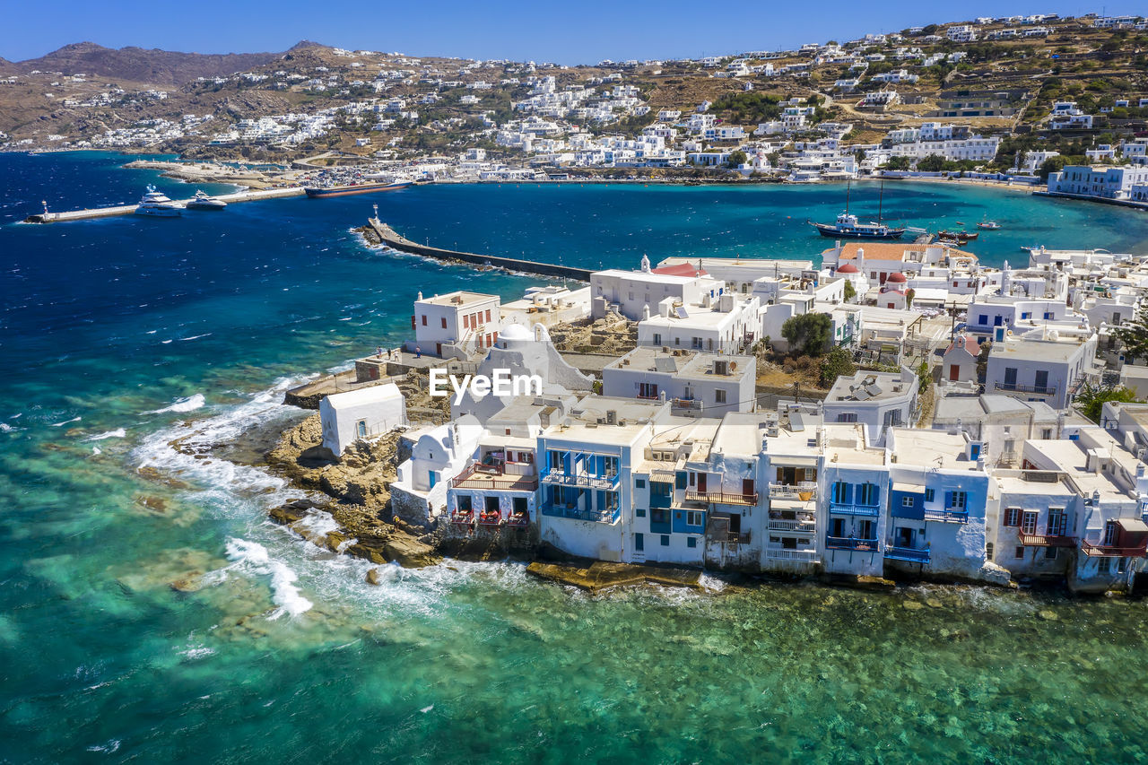 Panoramic view of sea and buildings in city