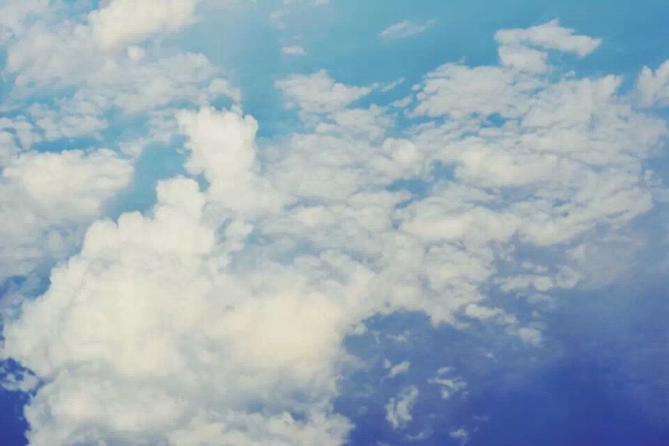 LOW ANGLE VIEW OF CLOUDY SKY AT DUSK