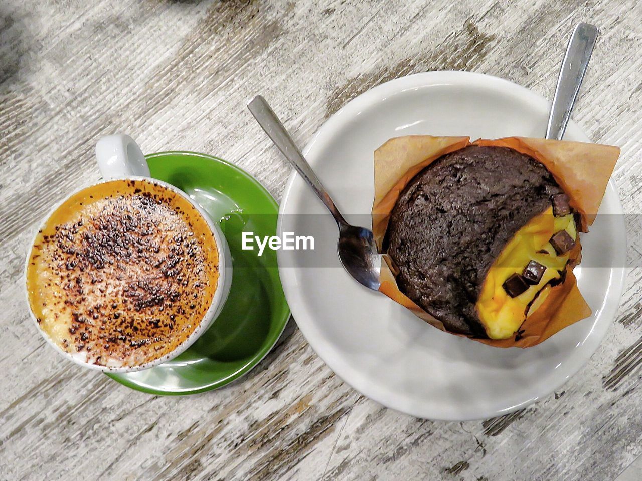 HIGH ANGLE VIEW OF FOOD SERVED ON TABLE