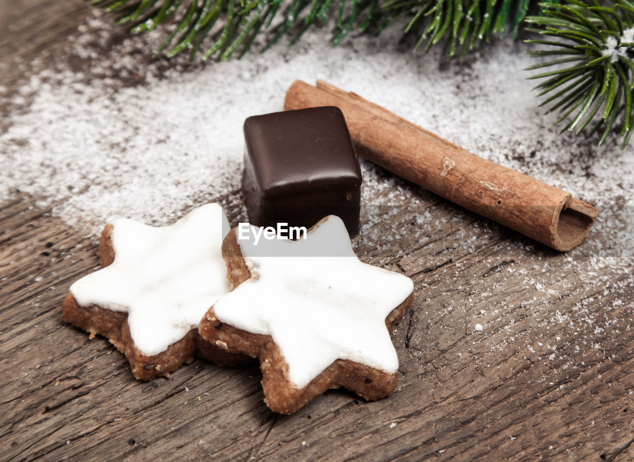 Close-up of star-shaped cinnamon cookies