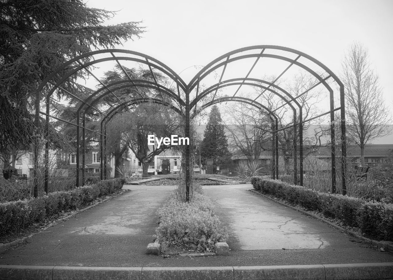 VIEW OF EMPTY PARK