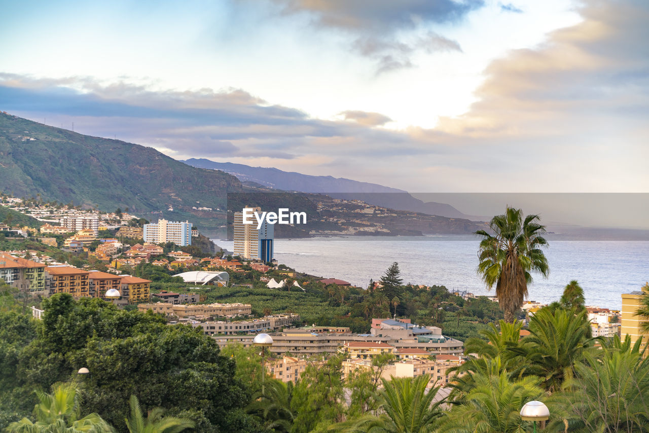 Puerto de la cruz panoramic view from above by parque taoro