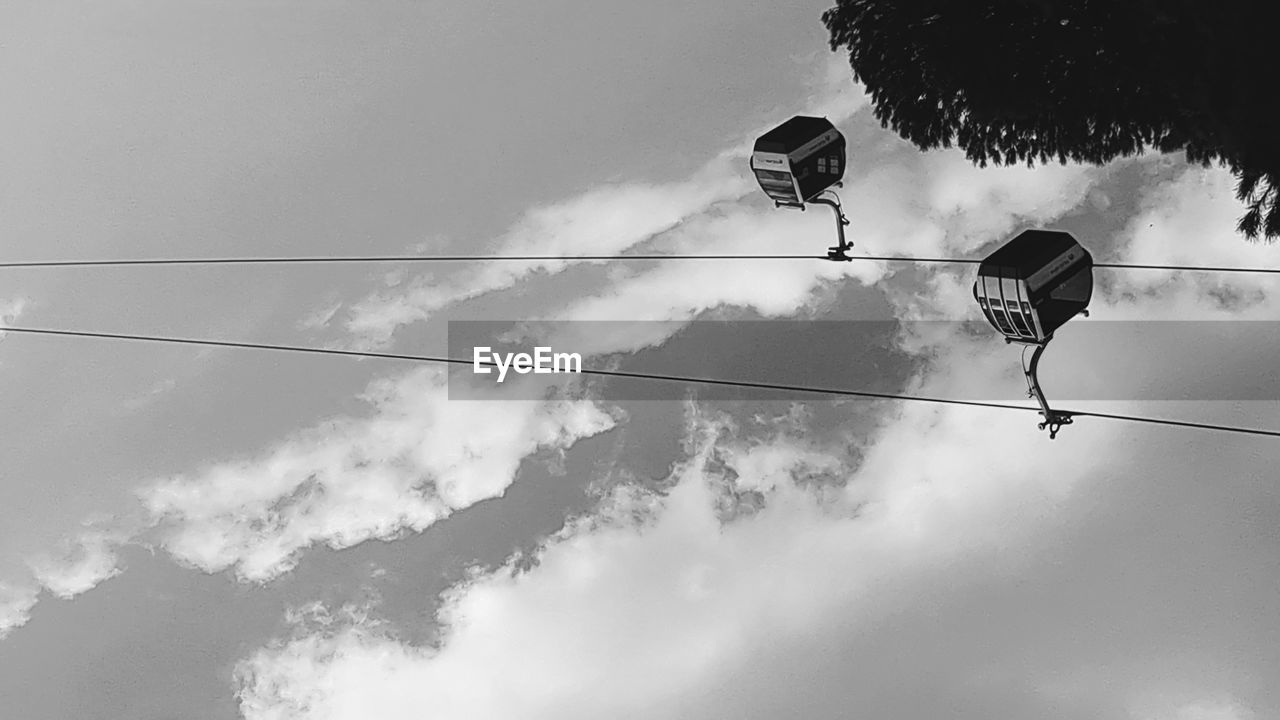 sky, cloud, low angle view, nature, black and white, white, monochrome, monochrome photography, black, cable, day, silhouette, outdoors, sports, electricity
