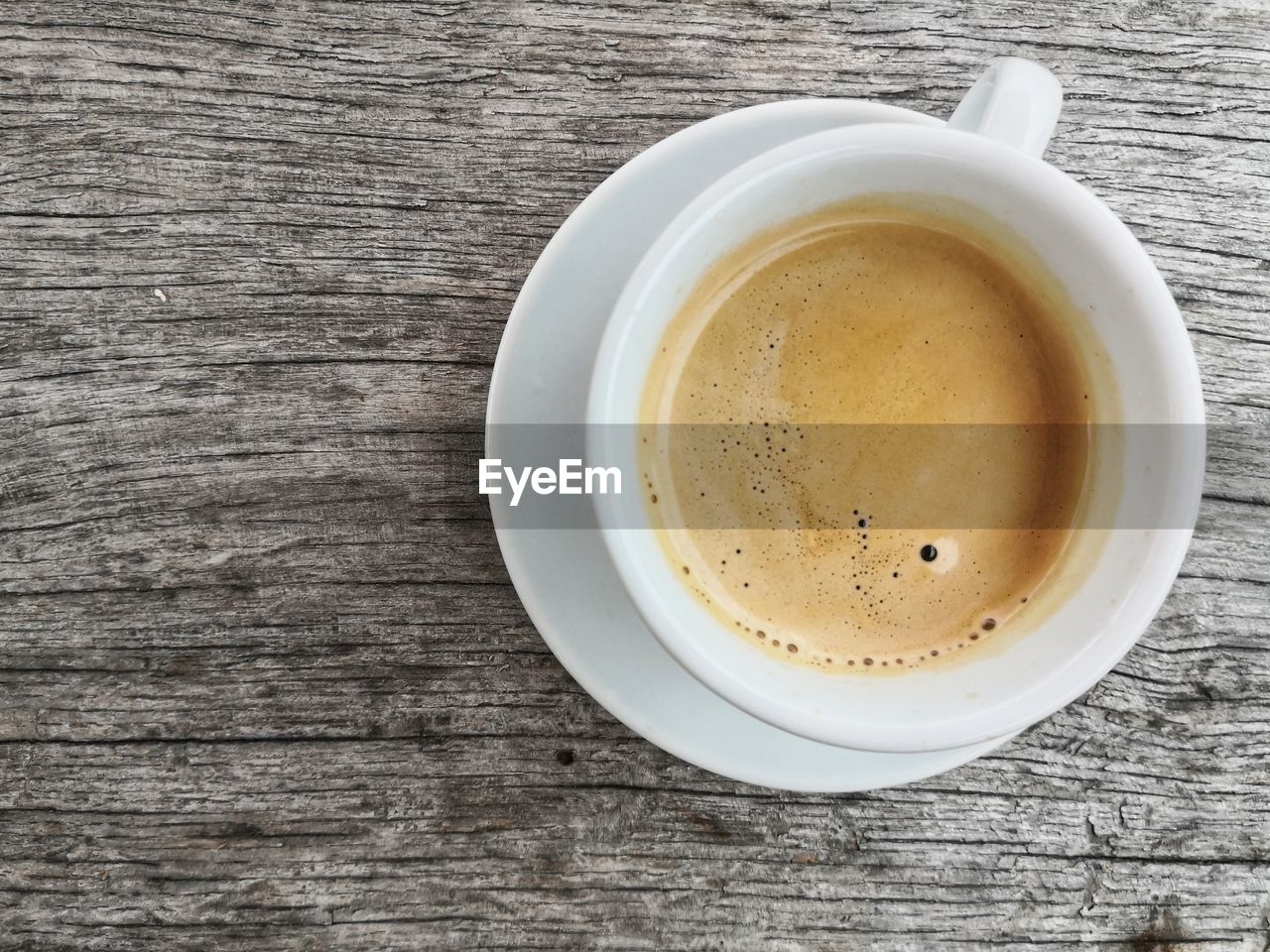 CLOSE-UP OF COFFEE ON TABLE