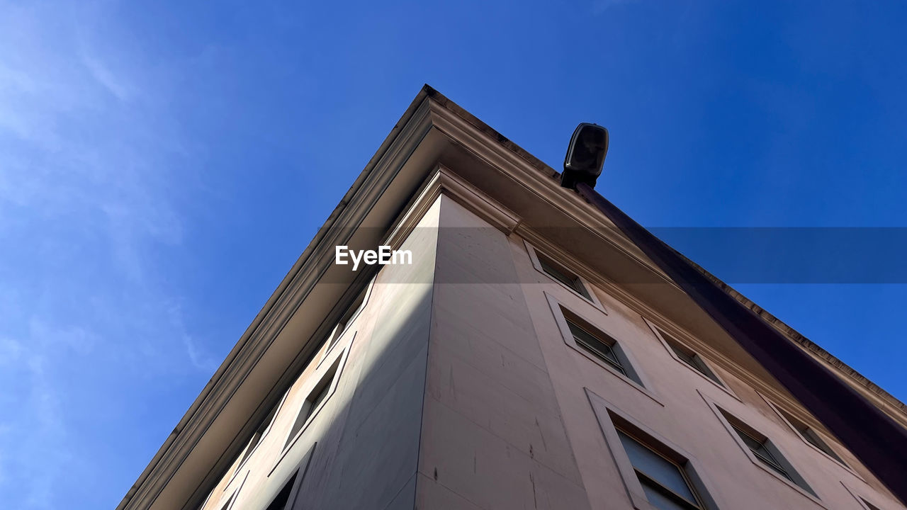 architecture, blue, sky, built structure, building exterior, low angle view, building, facade, window, cloud, no people, nature, house, city, business, outdoors, roof, day, tower