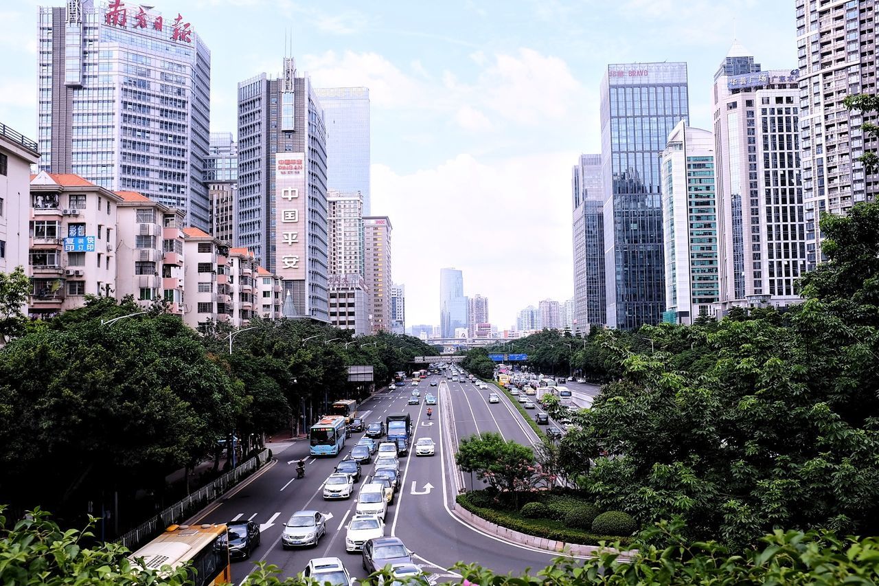 Traffic on road in city