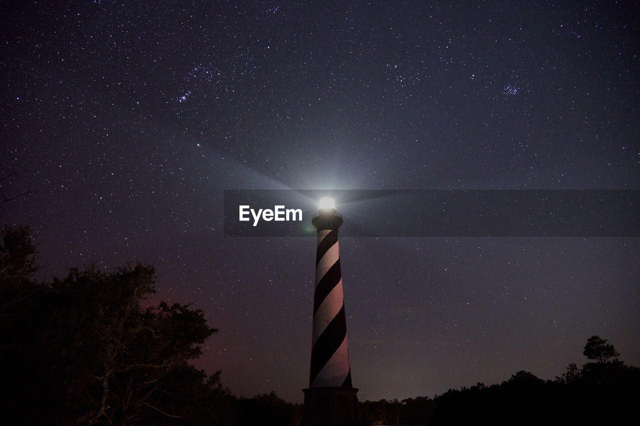 Cape hatteras lighthouse under the stars