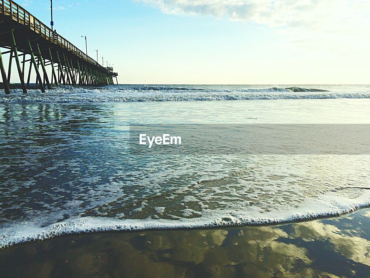 VIEW OF SEA AGAINST SKY