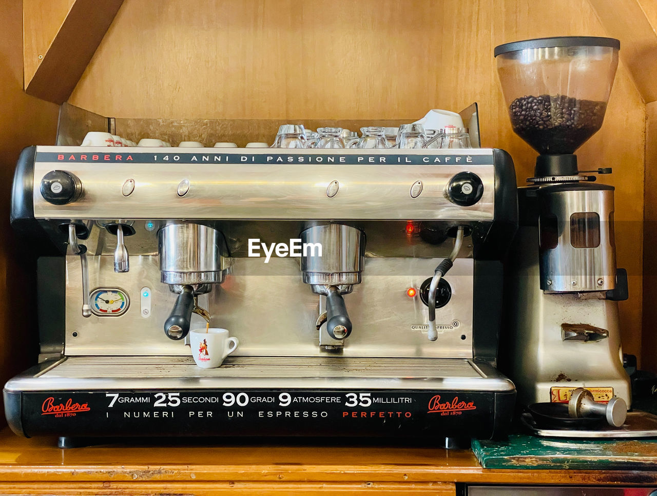 sewing machine, home appliance, indoors, espresso machine, no people, small appliance, technology, coffeemaker, equipment, machinery, retro styled, food and drink