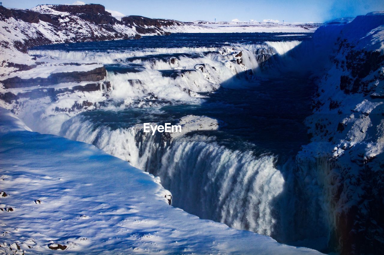 VIEW OF FROZEN SEA