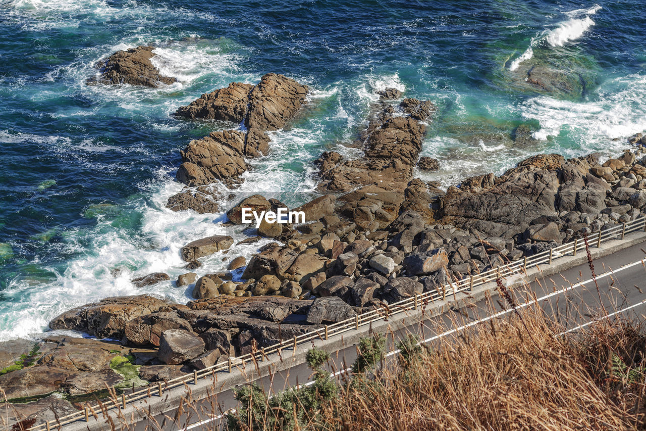 Stretch of road on the coast of pontevedra. galicia