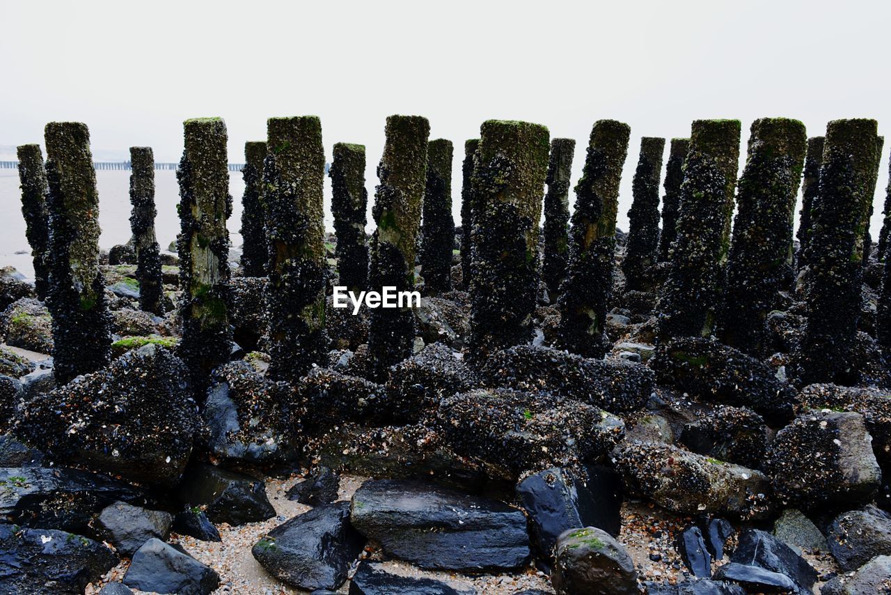 VIEW OF ROCKS AGAINST SKY