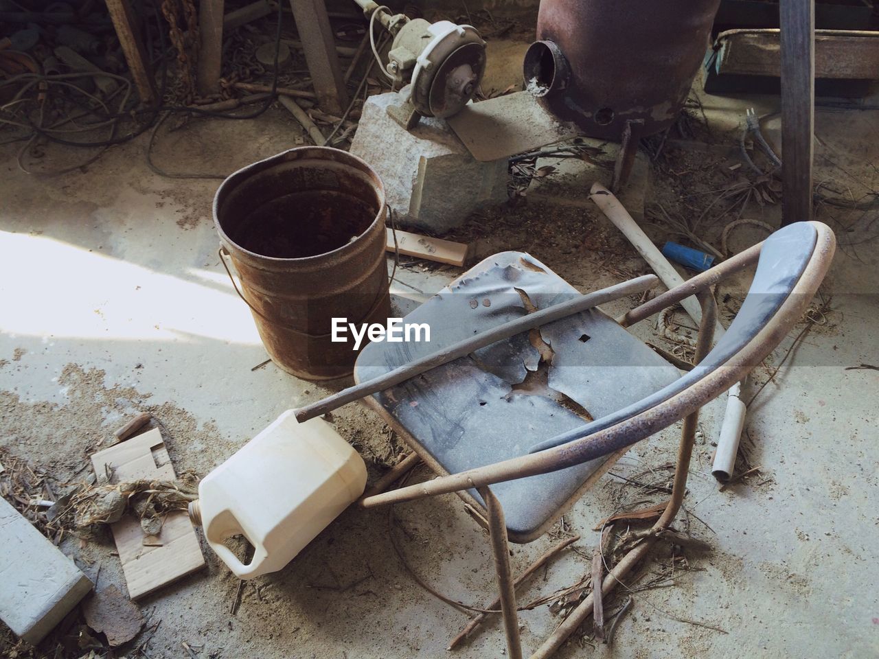 HIGH ANGLE VIEW OF TABLE AND TABLES