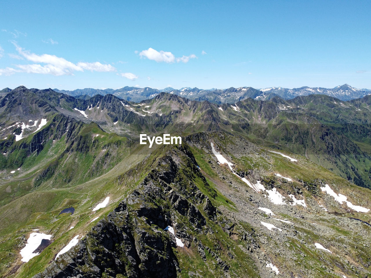 SCENIC VIEW OF SNOWCAPPED MOUNTAIN AGAINST SKY