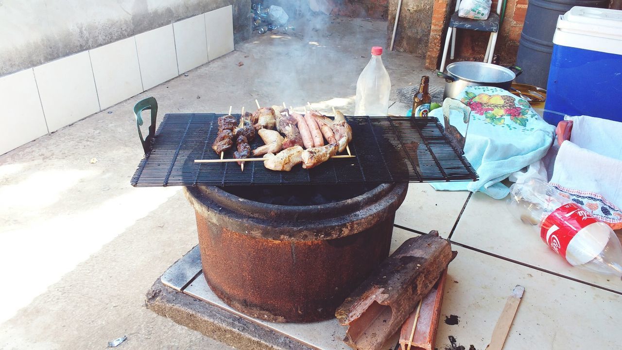 HIGH ANGLE VIEW OF MEAT AND FOOD