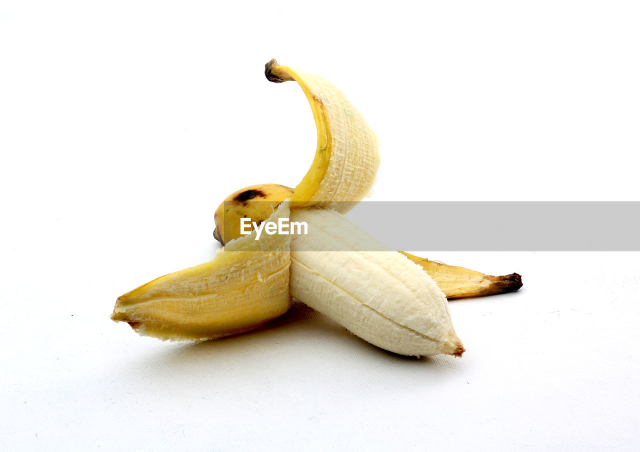 CLOSE-UP OF FRUIT ON WHITE BACKGROUND