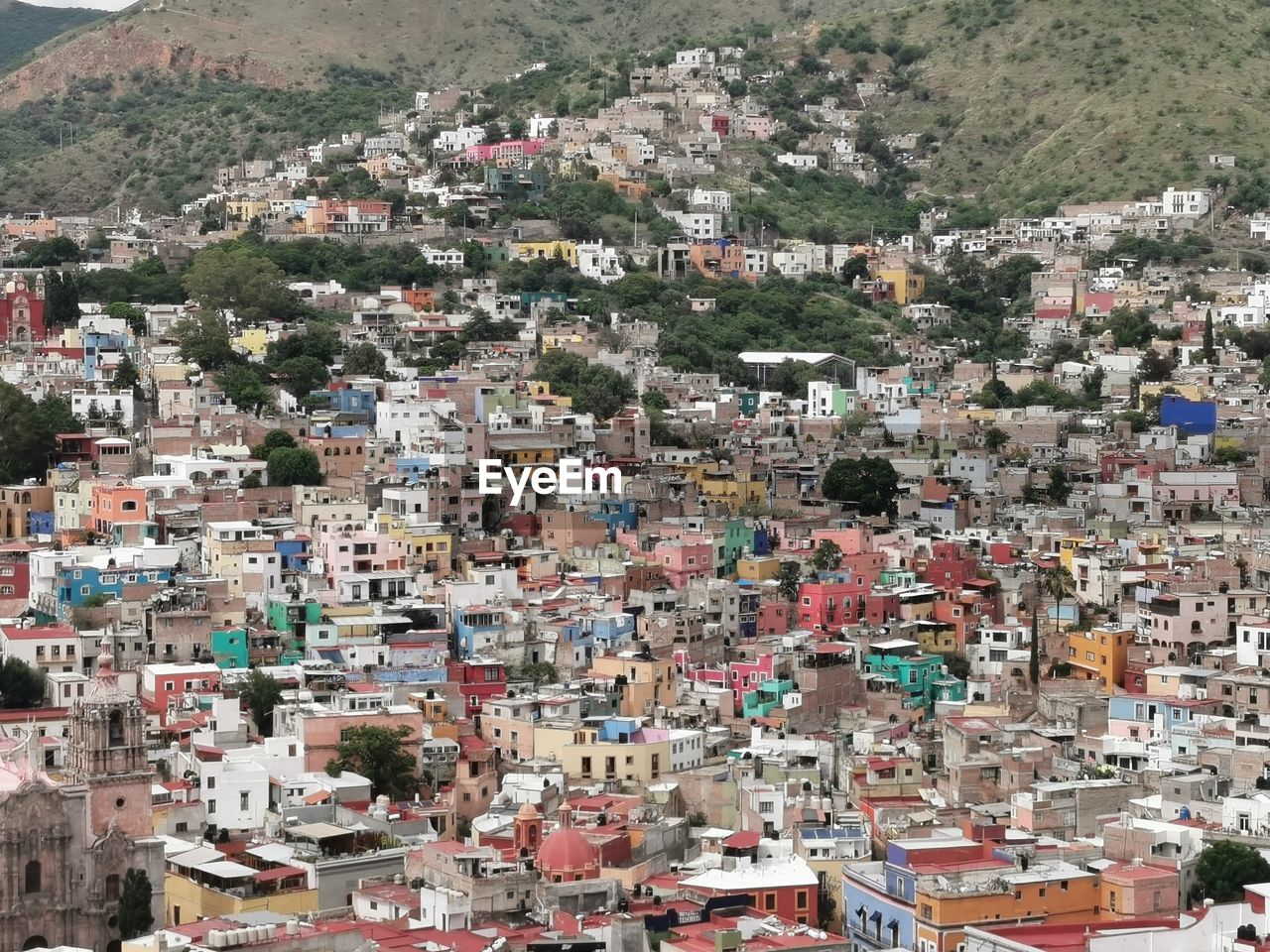 HIGH ANGLE SHOT OF TOWNSCAPE