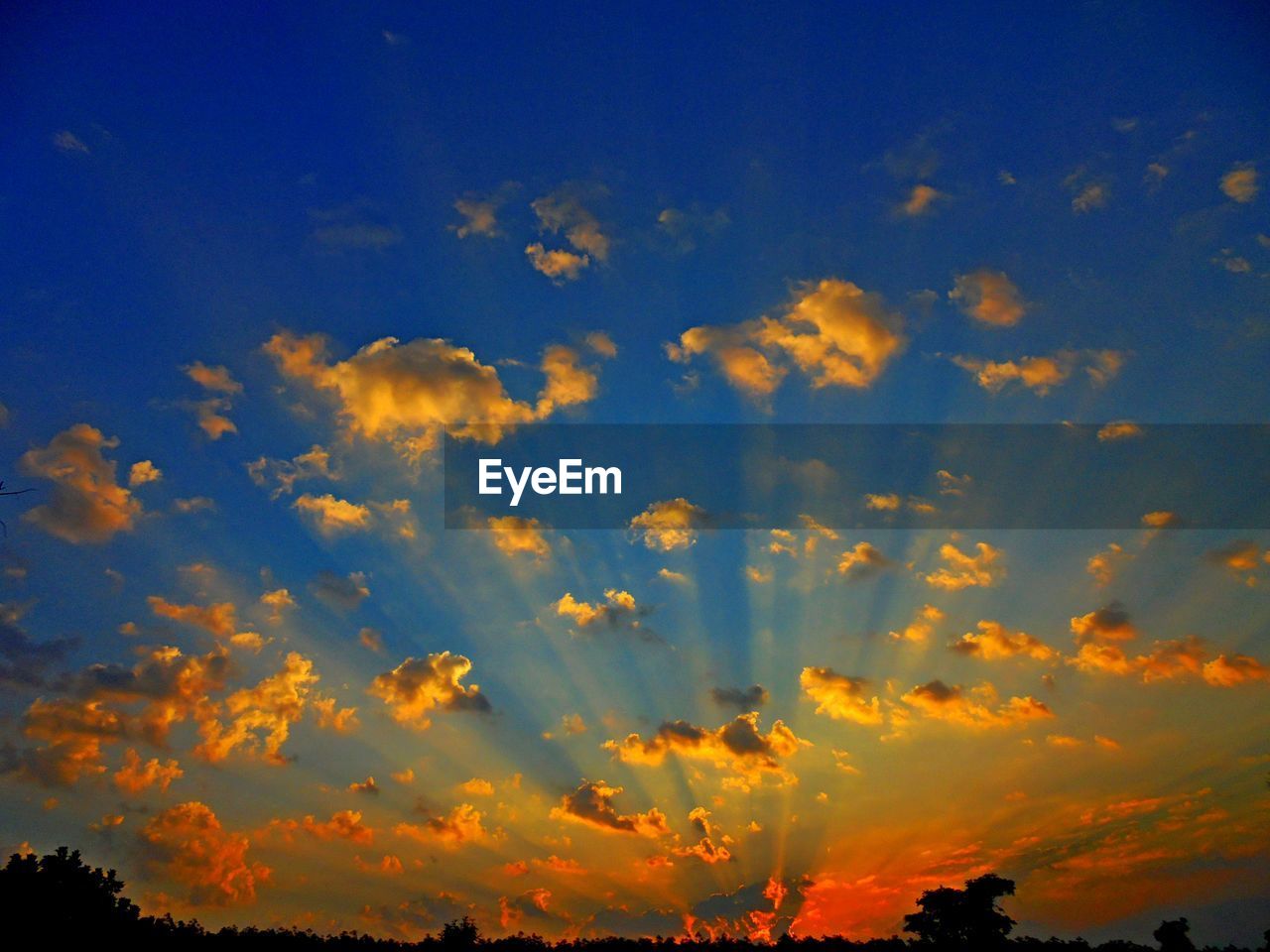 LOW ANGLE VIEW OF ORANGE CLOUDY SKY