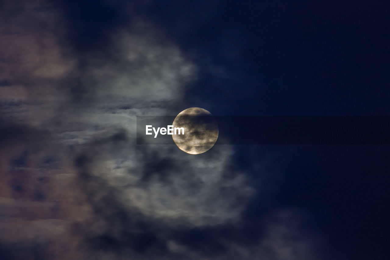 Full frame shot of cloudy sky