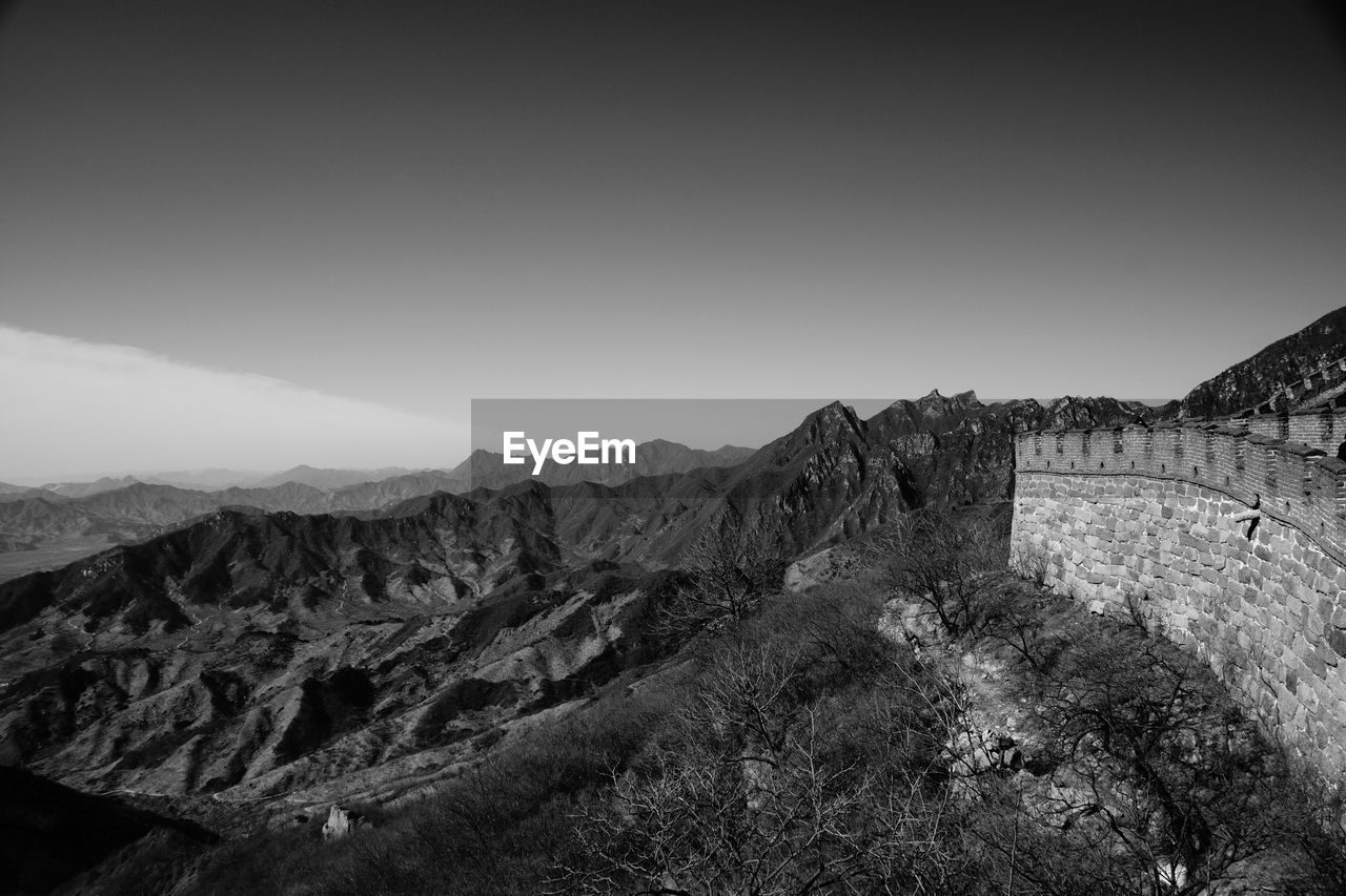 VIEW OF MOUNTAIN AGAINST SKY