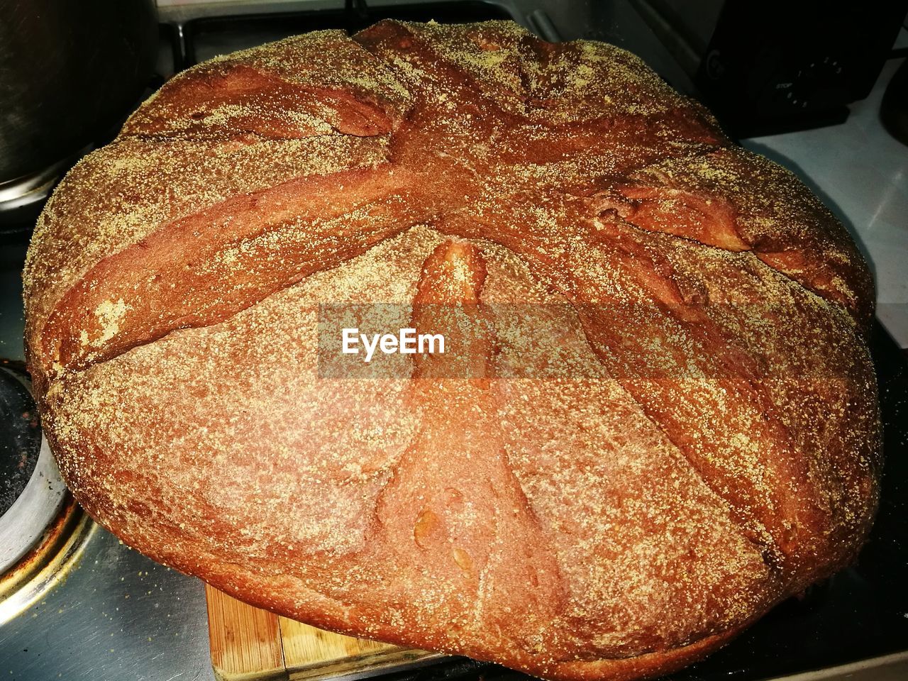 HIGH ANGLE VIEW OF BREAD IN STORE