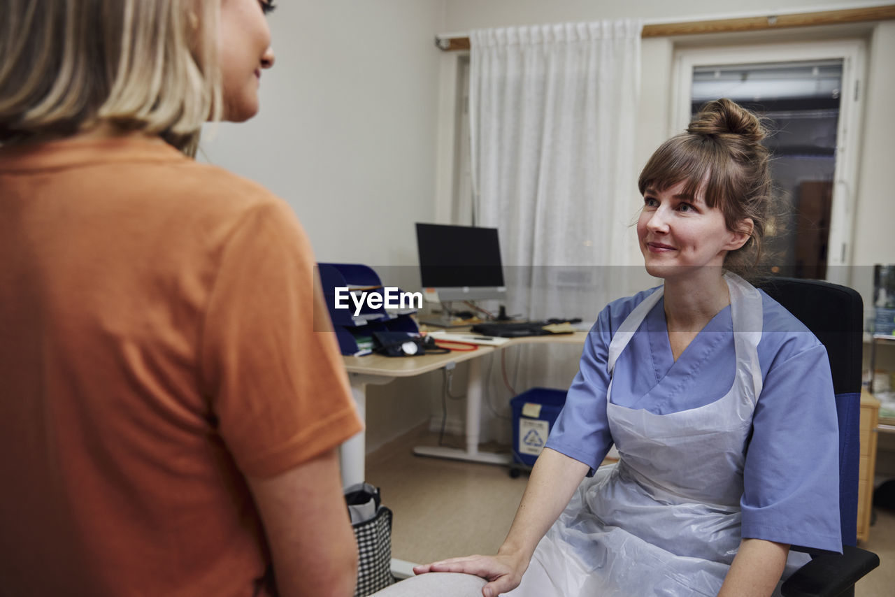 Patient and doctor during medical exam