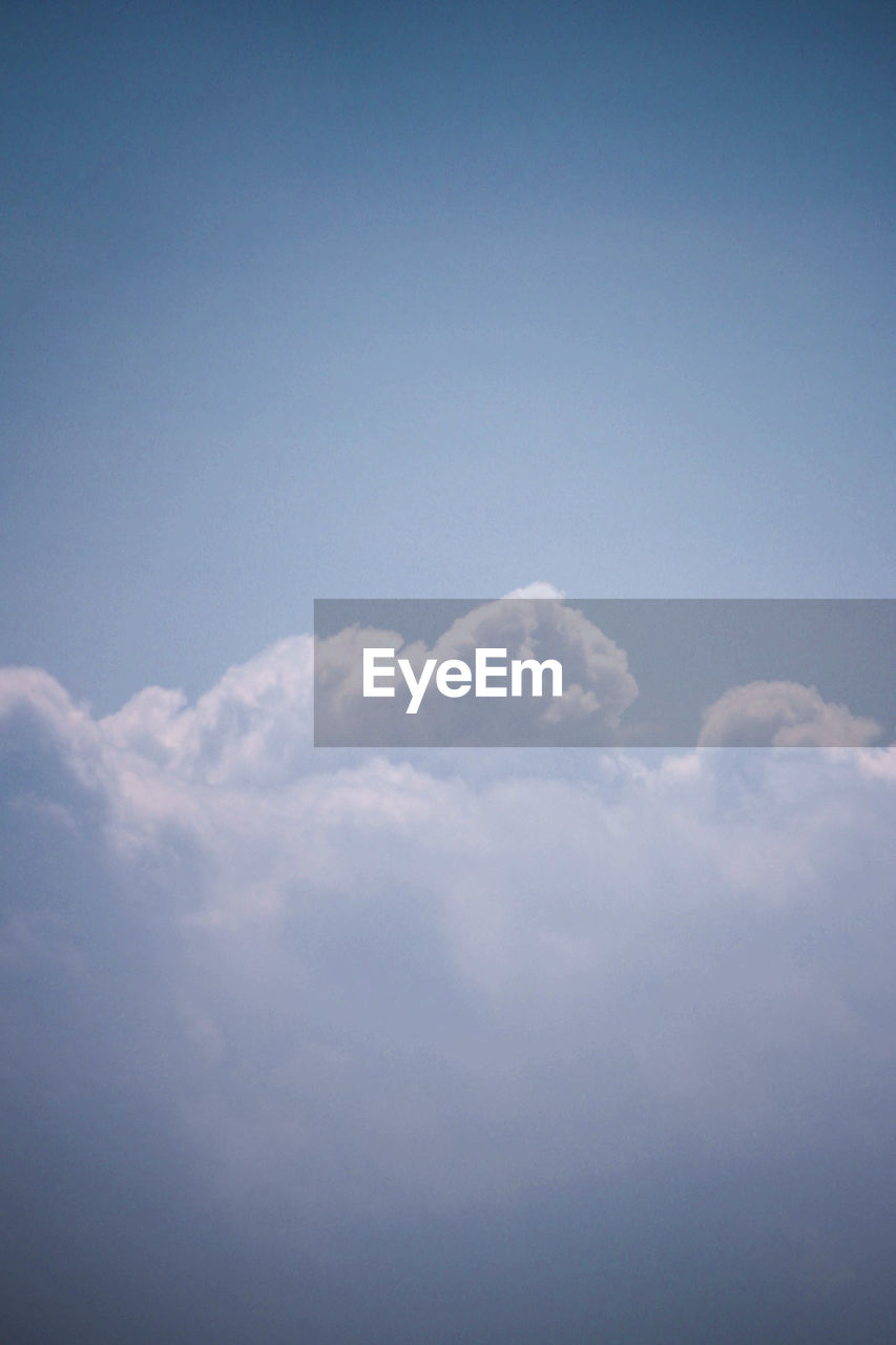 LOW ANGLE VIEW OF CLOUDSCAPE