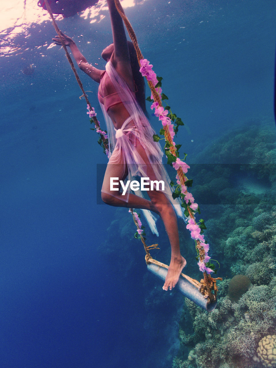 Free diver model on a swing