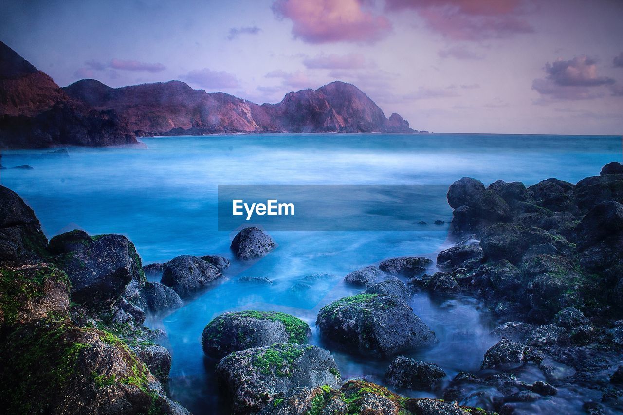 PANORAMIC SHOT OF SEA AGAINST SKY