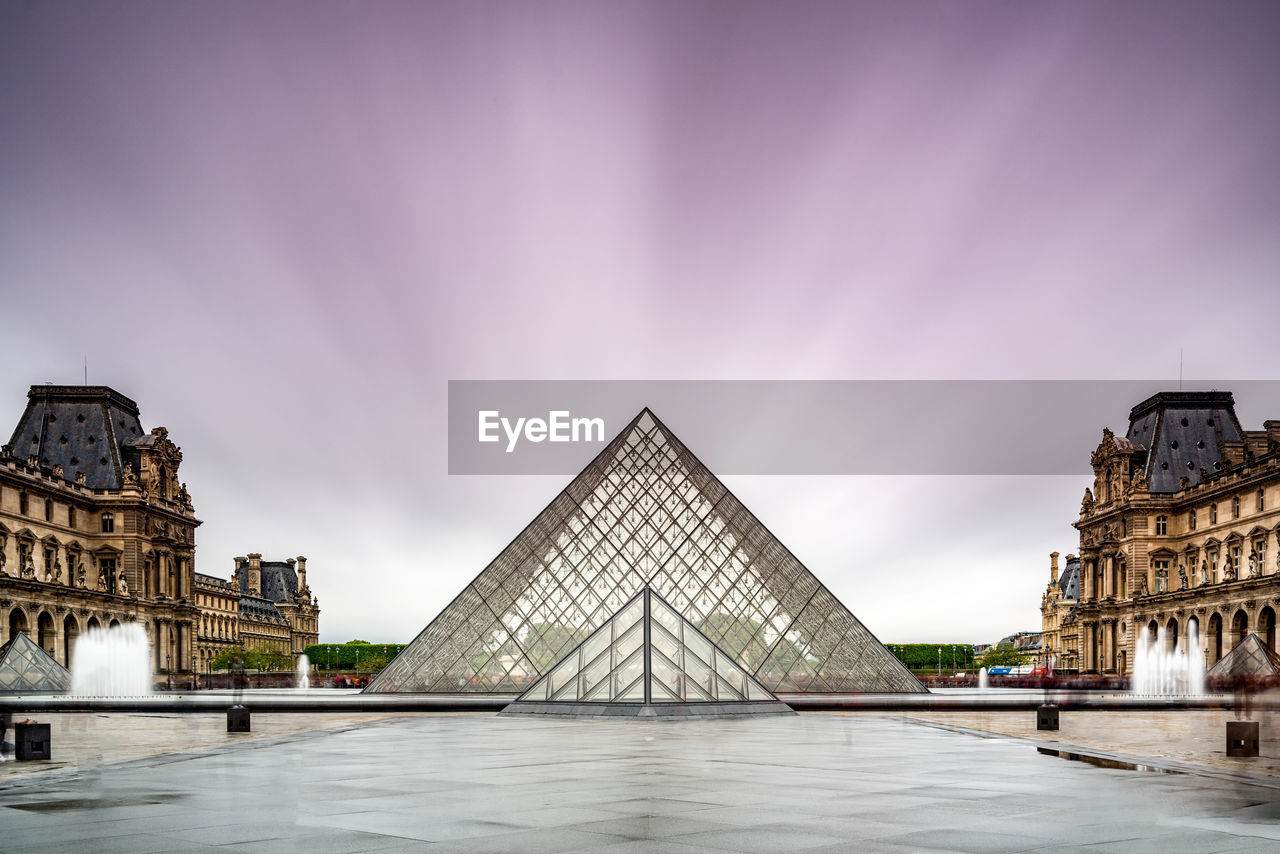 VIEW OF BUILDINGS AGAINST SKY