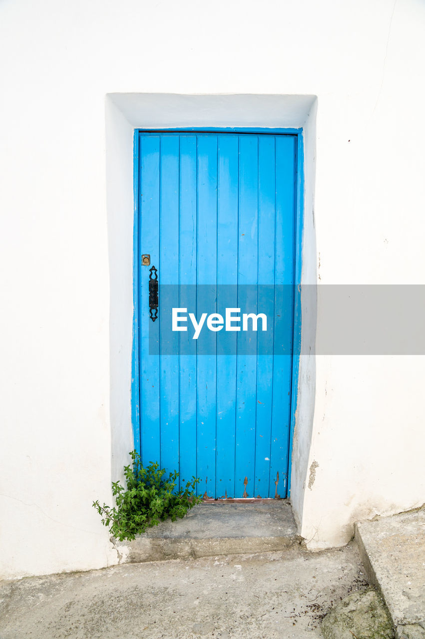 CLOSED DOOR OF BUILDING