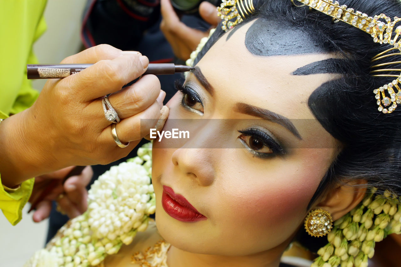 Traditional javanese makeup wedding for bride