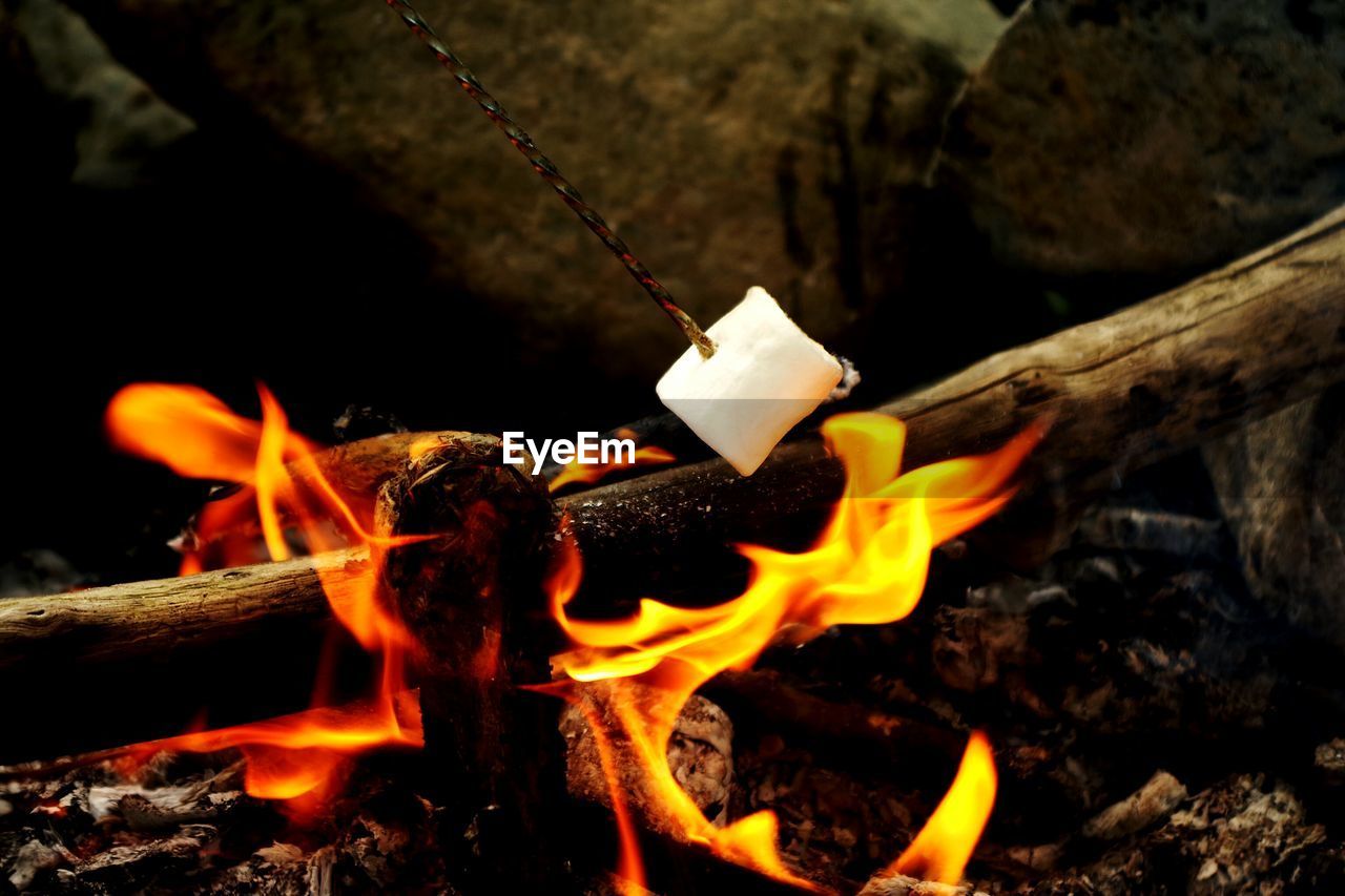 CLOSE-UP OF BONFIRE OUTDOORS