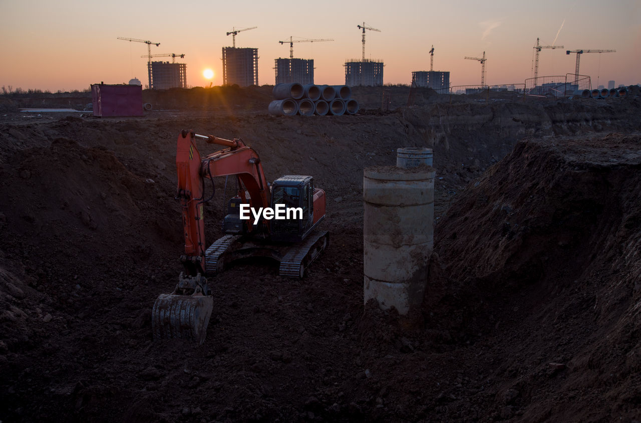 VIEW OF CONSTRUCTION SITE