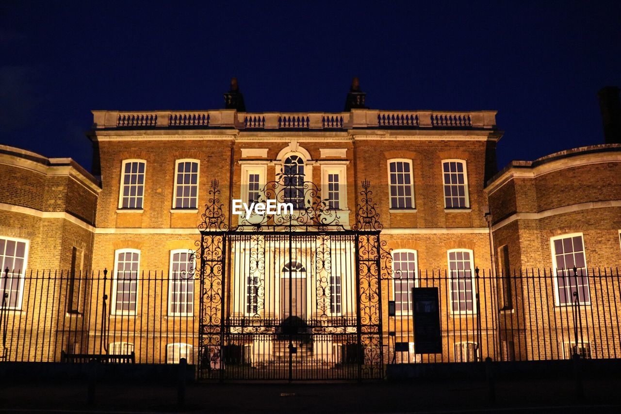 BUILDING AT NIGHT