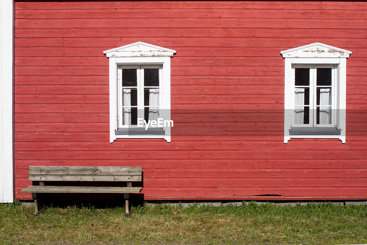 EXTERIOR OF BUILDING