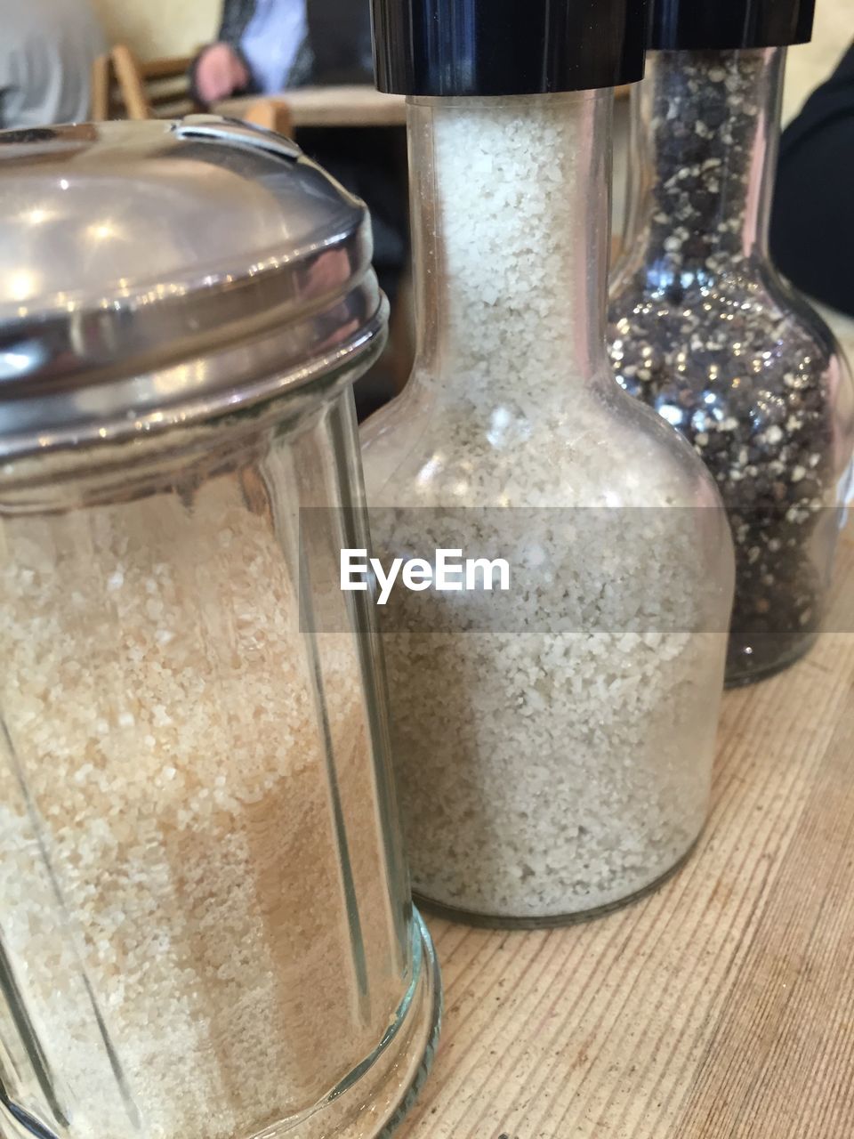 CLOSE-UP OF FOOD ON TABLE