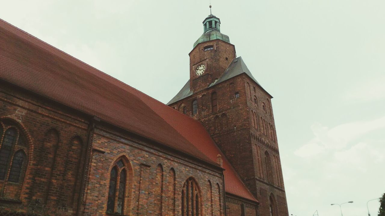 LOW ANGLE VIEW OF A CHURCH