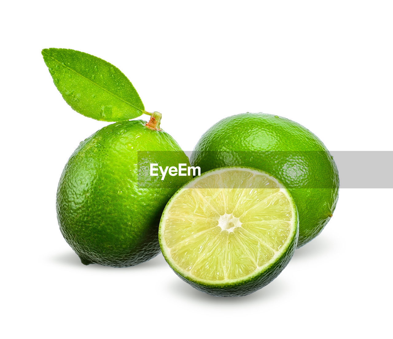 CLOSE-UP OF GREEN FRUITS