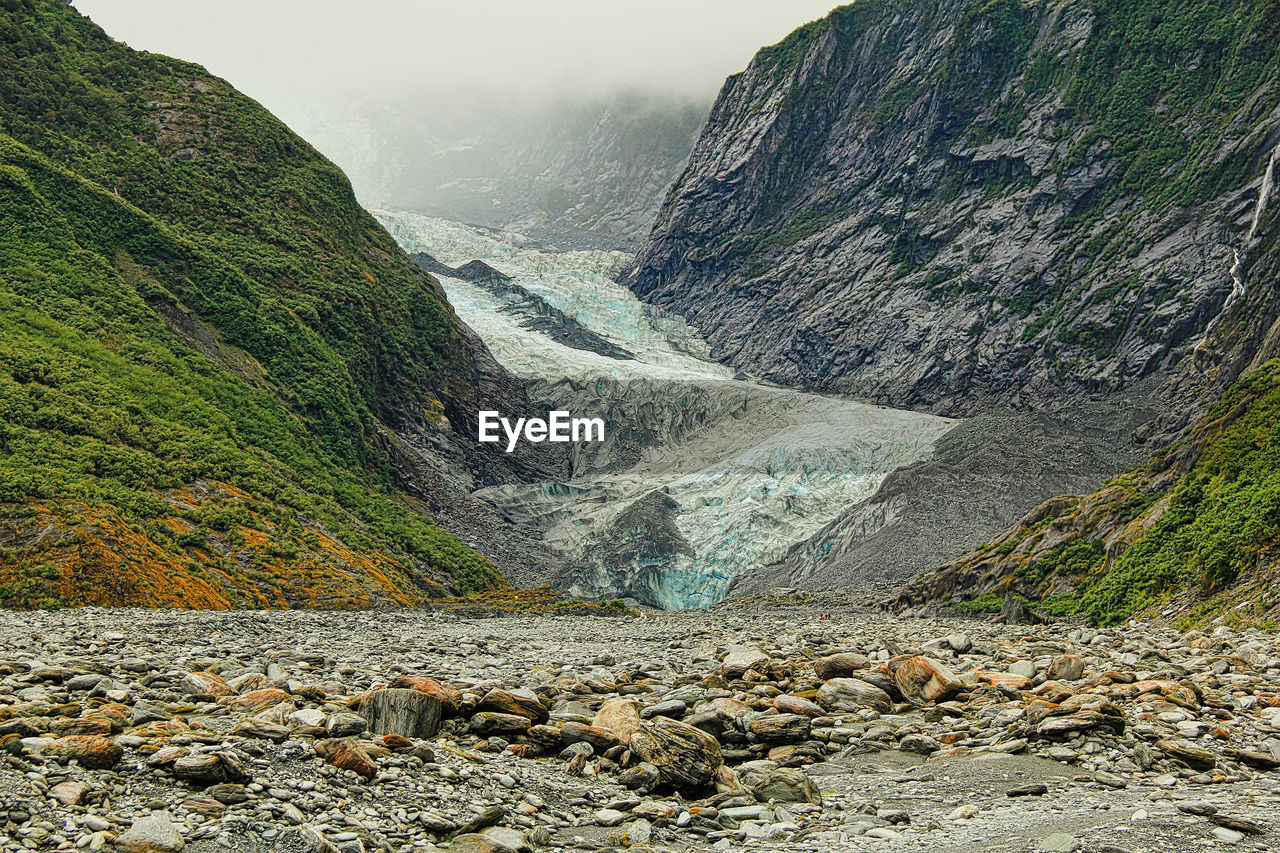 Franz josef glacier in westland tai poutini national park, new zealand