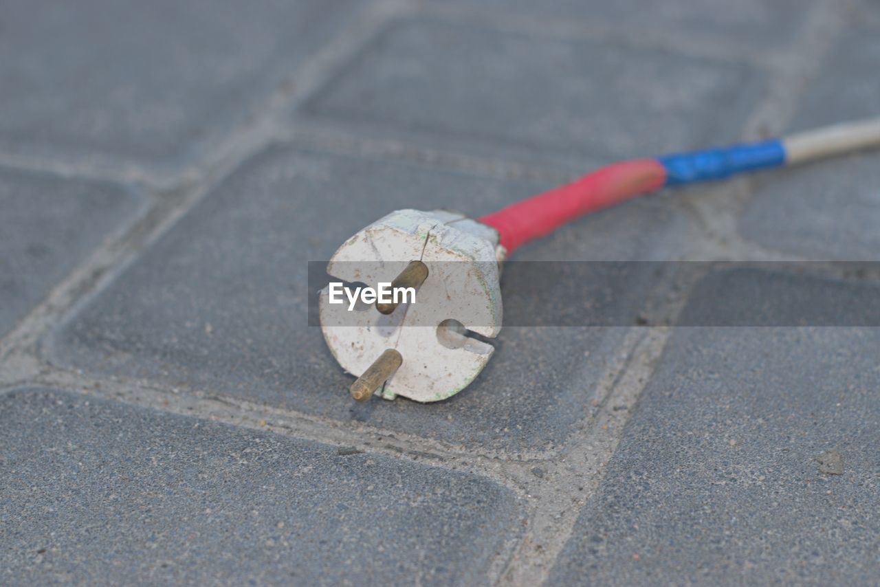 Plug of an electric cable
