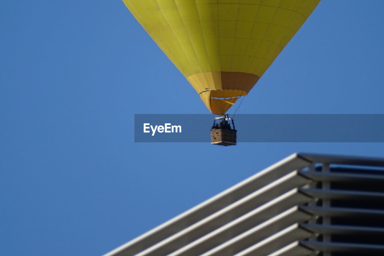 LOW ANGLE VIEW OF HOT AIR BALLOON